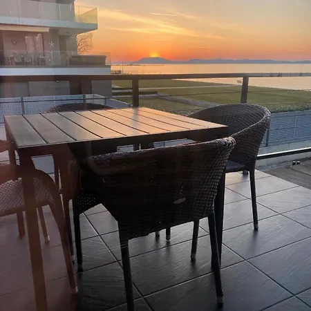 Hullám Panorama&jacuzzi Apartamento Balatonlelle